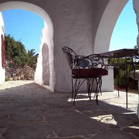 Stunning House - Sleeps 11 Terrace & Sea View בית נופש Chrisopigi (Sifnos)