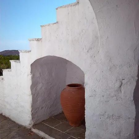 Stunning House - Sleeps 11 Terrace & Sea View Дом отдыха Chrisopigi (Sifnos)